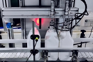 吹塑车间自动化测漏生产线