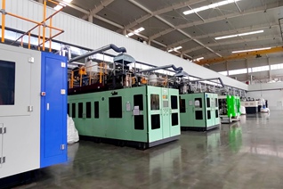 塑料包装容器吹塑及吹瓶生产车间